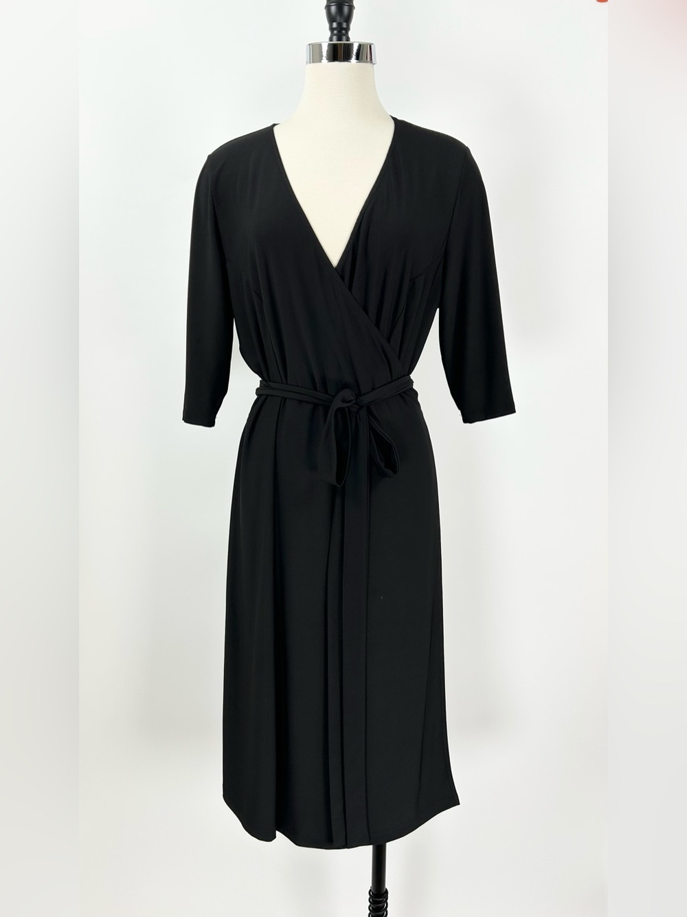 Kiyonna Basic Wrap Dress Womens 1X Black Cross Front Tie Waist Stretchy USA Made